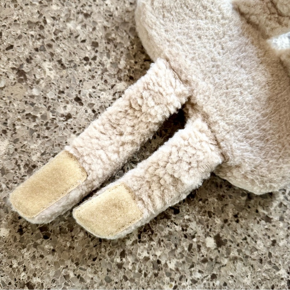 GAP Kids Sherpa Slippers - Size 10C/11C - βοΈ - Picture 11 of 12